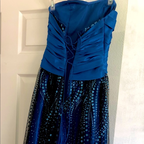 Pageant/Prom/Homecoming Gown - Picture 2 of 5